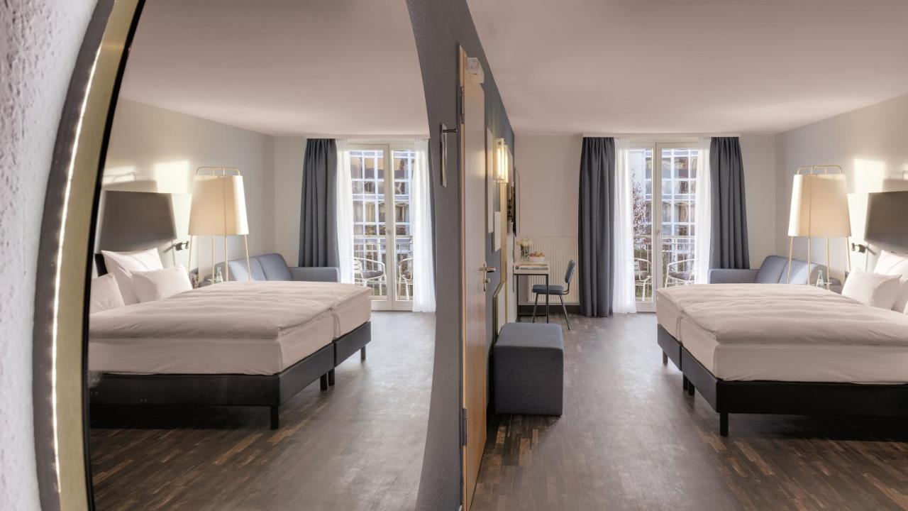 Hotel The Yard باد هونيف ام راين المظهر الخارجي الصورة