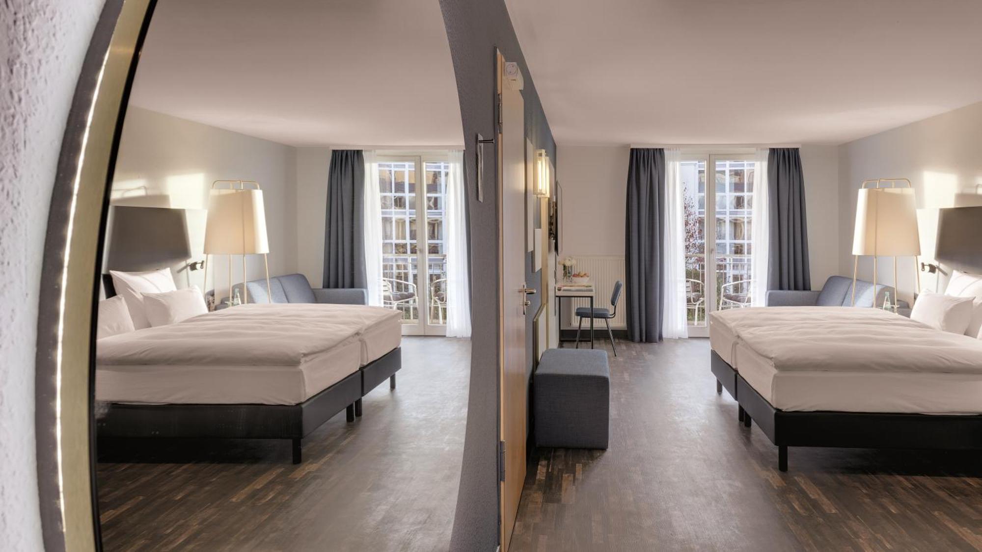 Hotel The Yard باد هونيف ام راين المظهر الخارجي الصورة